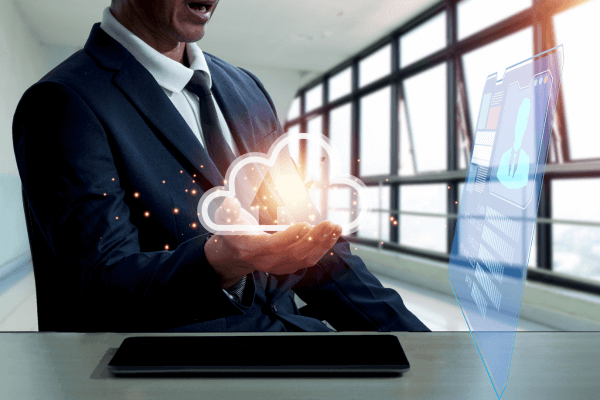 Criando Experiências Imersivas: O Futuro do Design Digital Inspirado em AR e VR